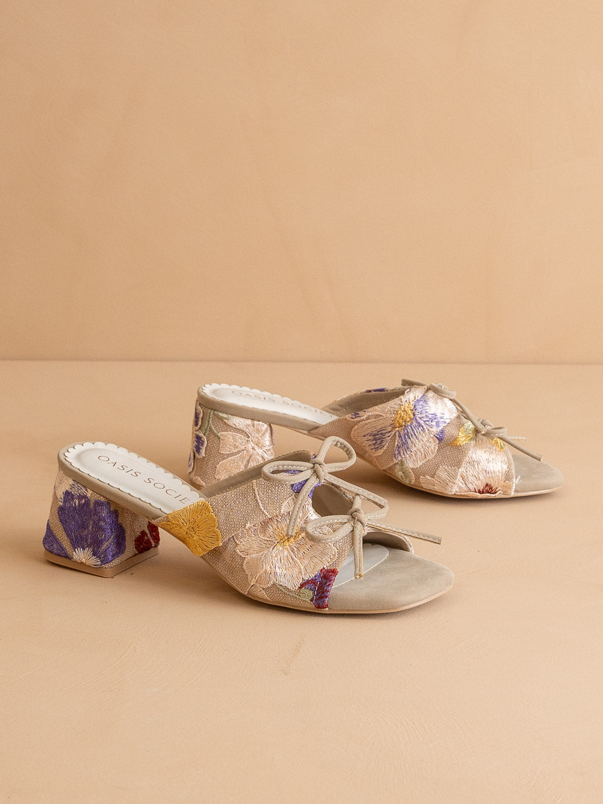 The Emerald | Floral Double Bow Peep Hole Sandal