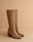 The Roxanne | Latte Knee High Western Bucket Boot