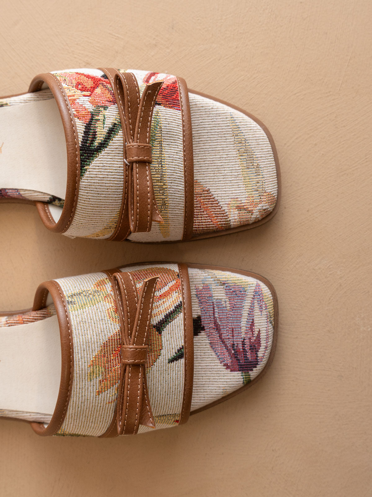 The Andrea | Beige Bow Raffia Slide – Feminine Summer Flat