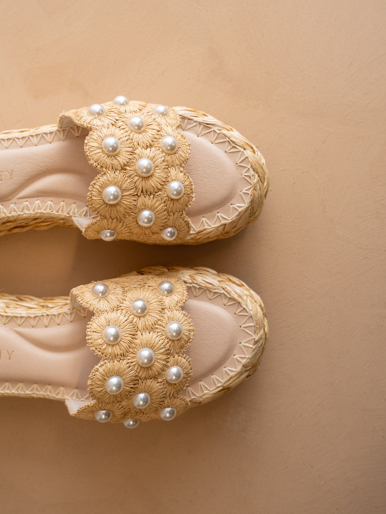 The Candice | Natural Floral Raffia Platform Slide