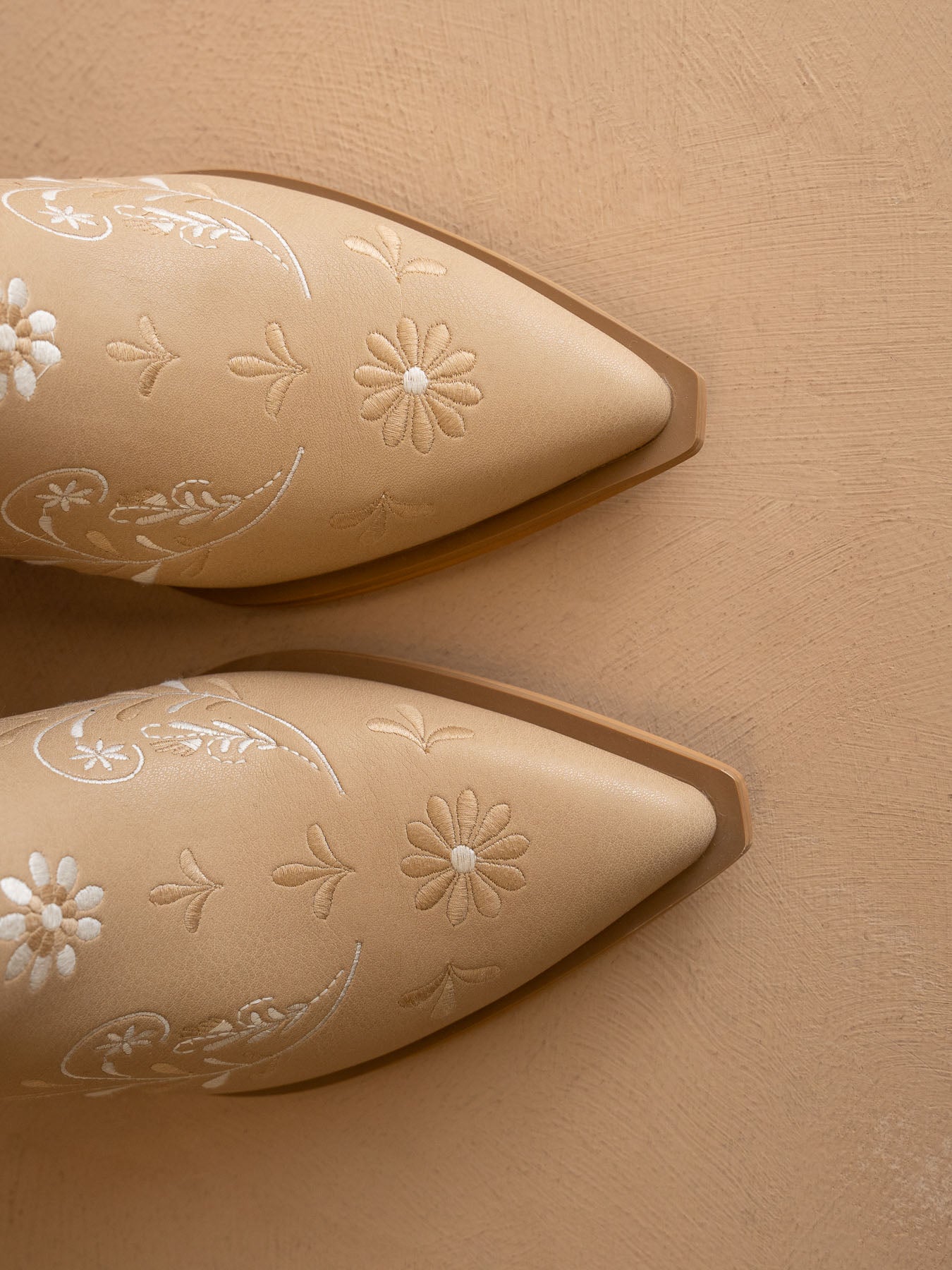 The Darlene | Almond Floral Embroidered Western Boot