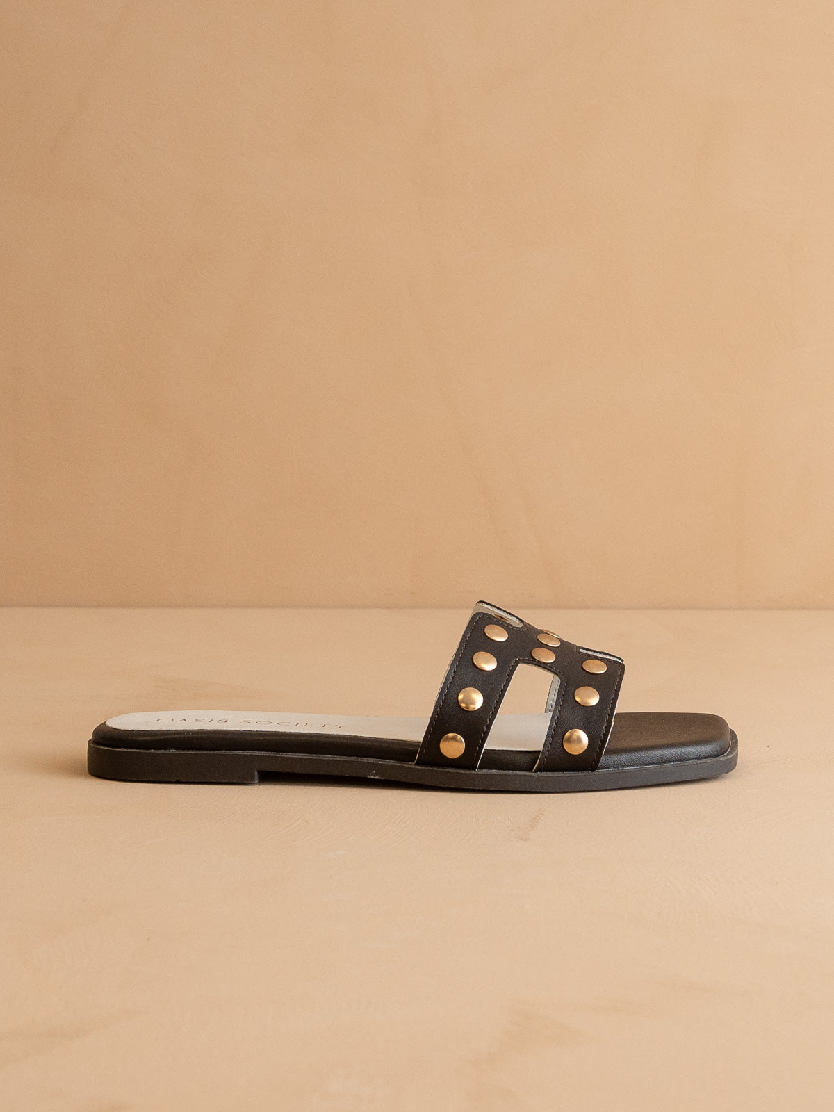 The Evelynne | Coffee Studded H Band Slides