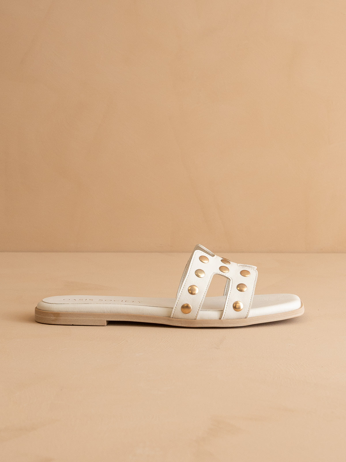 The Evelynne | White Studded H Band Slides