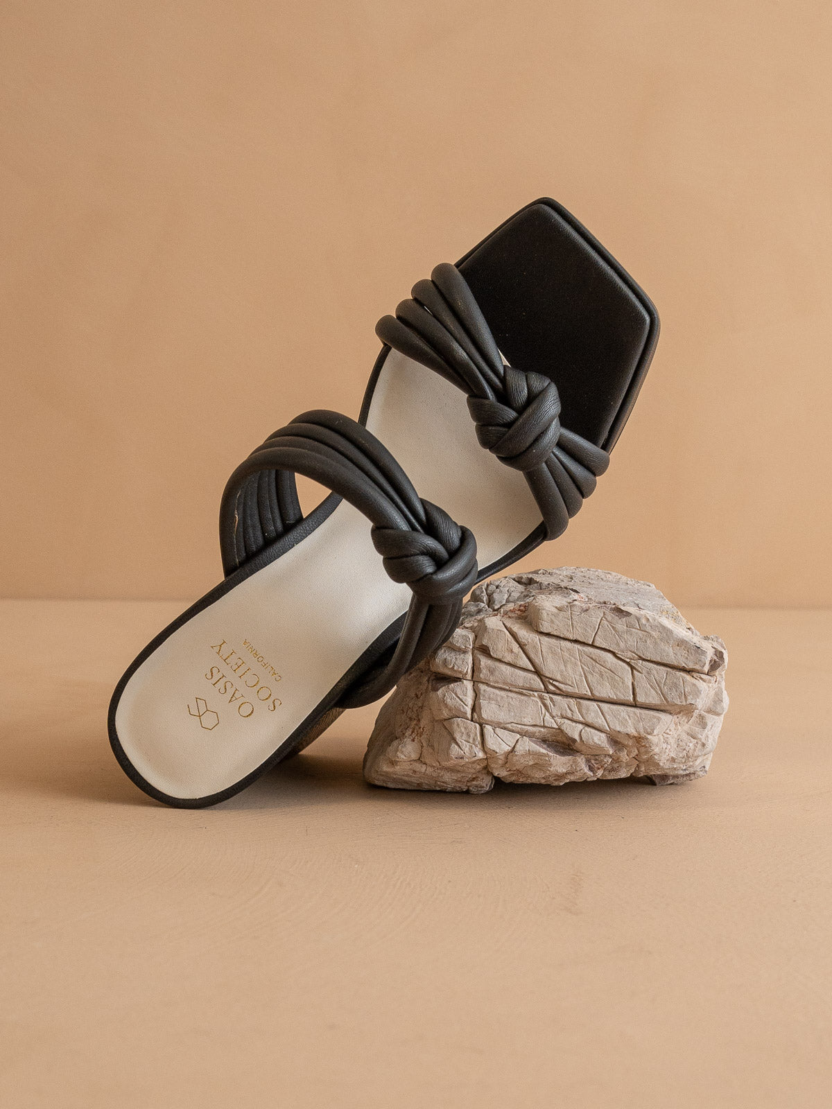 The Faith | Black Knotted band platform snake-print heel