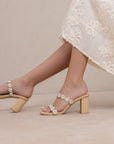 The Feliza | Natural Floral Raffia Heel – Summer Block Sandal