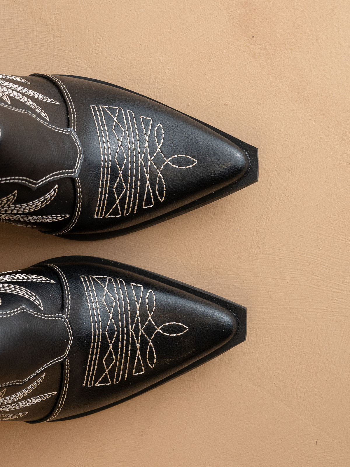 The Kiara | Black Western Inspired Heeled Mule