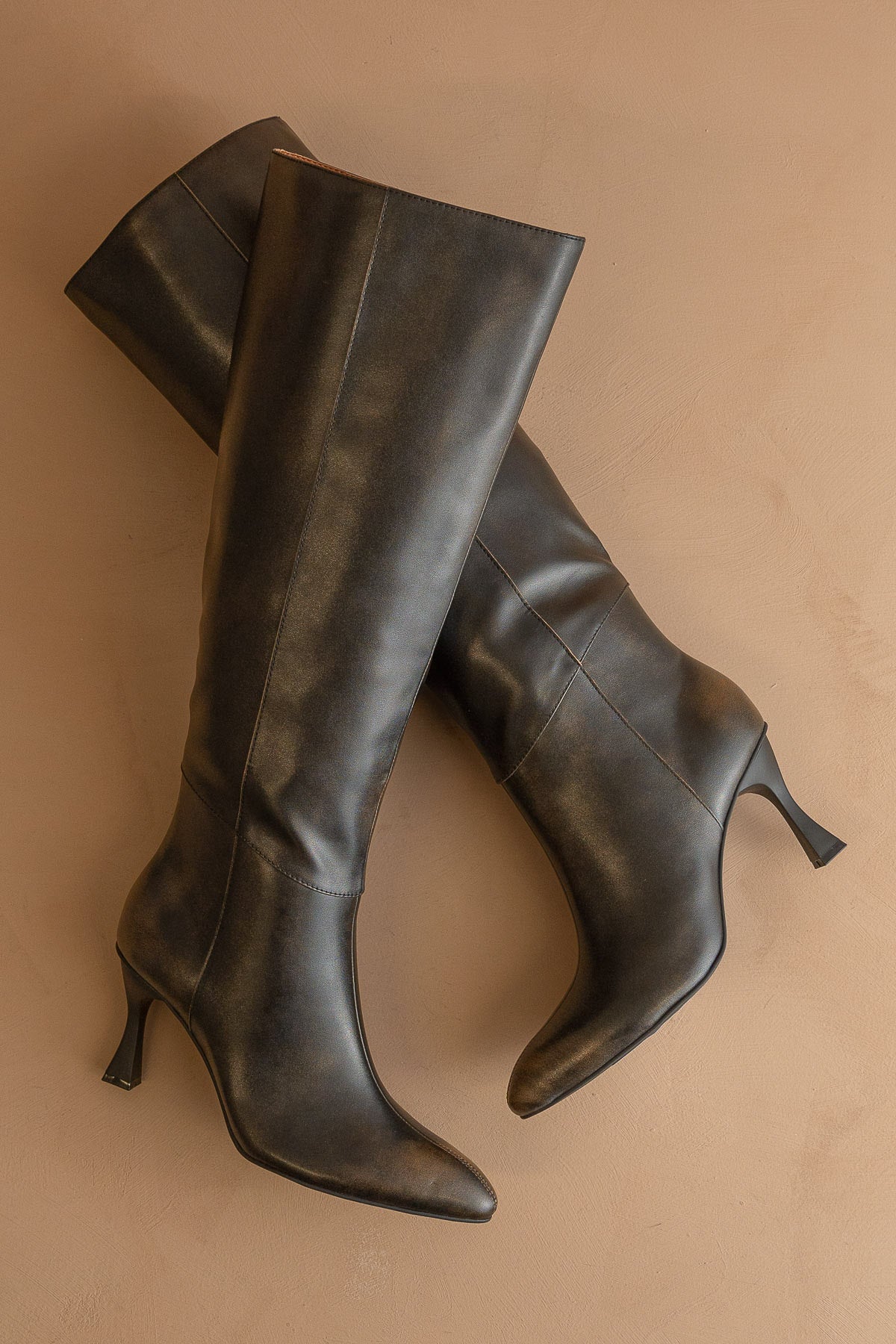 The Lexington | Distress Black Pointed Toe Knee High Boot