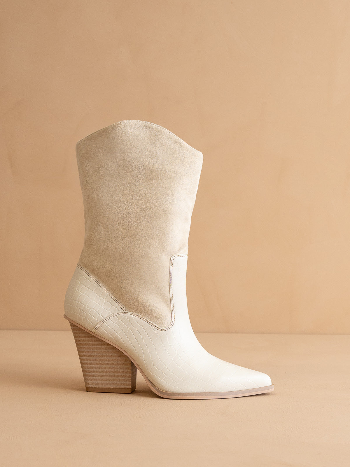 The Marseille | White Loose fit western inspired boot