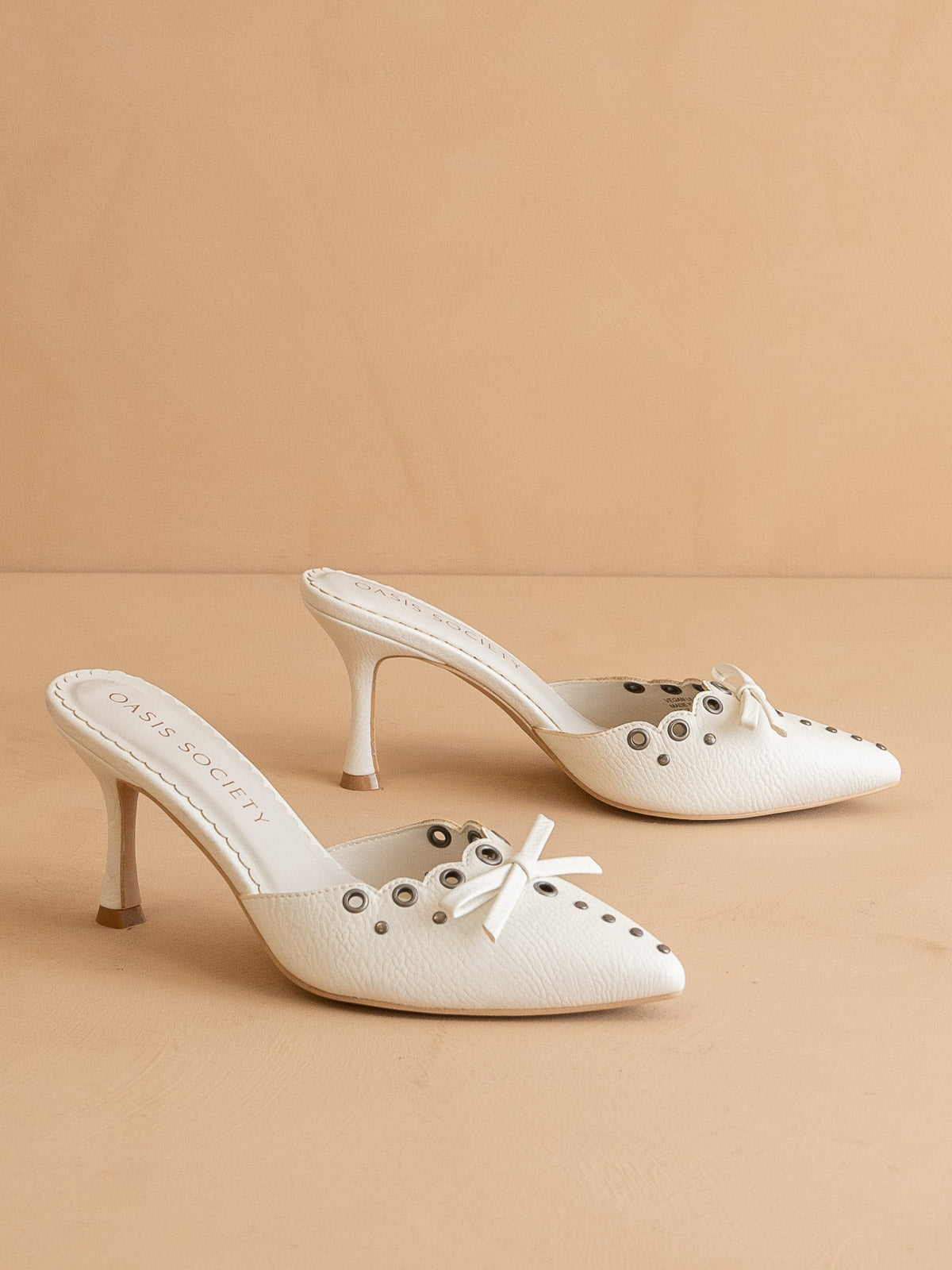 The Meridian | White Kitten Heel