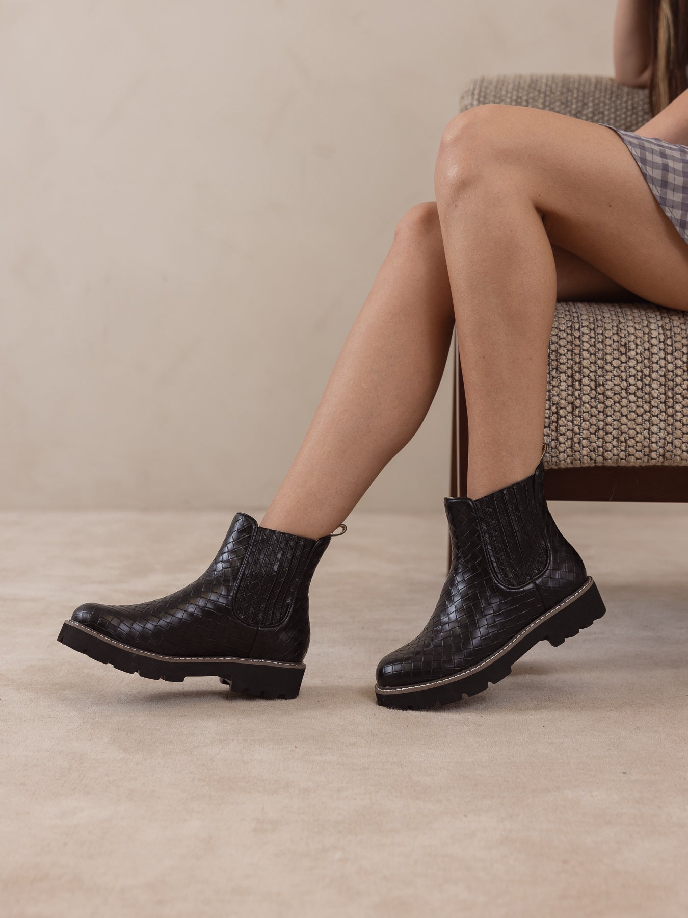 The Myra | Black Woven Chelsea Boot