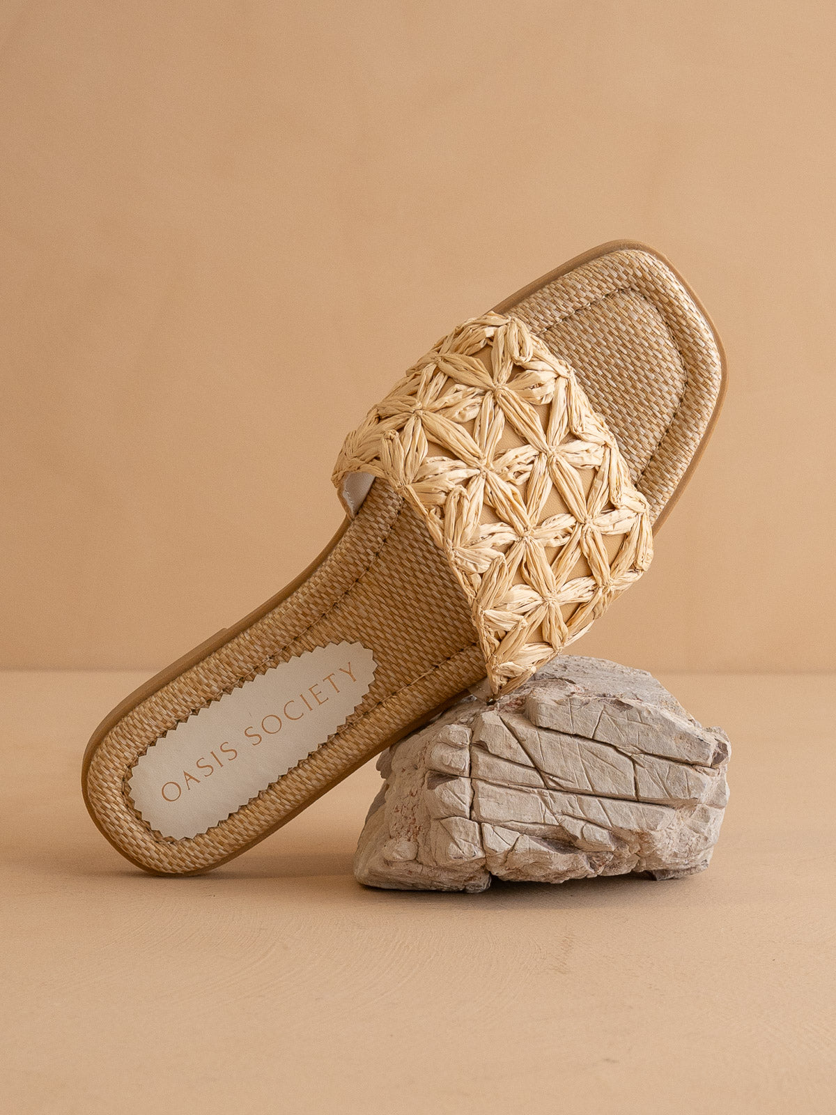 The Natasha | Natural Raffia Slide with Woven Basket Feature