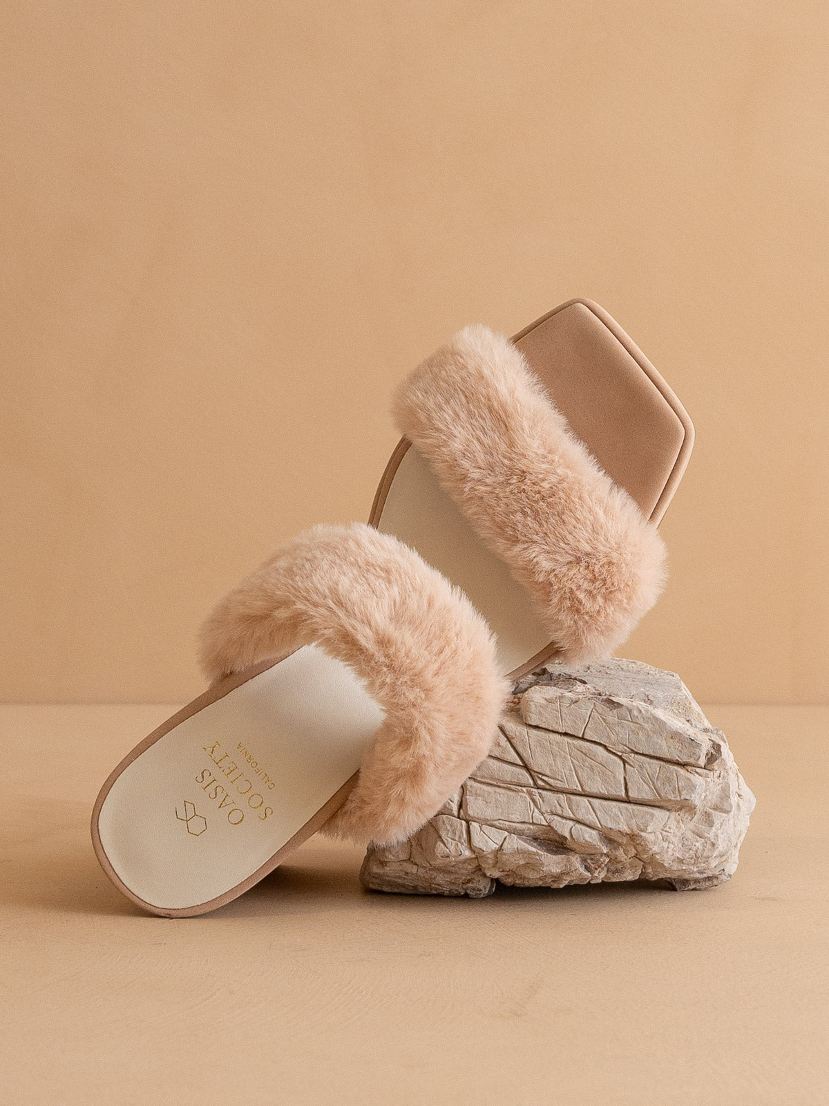 The Simone | Blush Fuzzy banded platform party heel