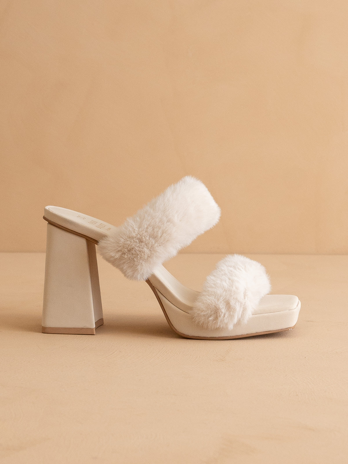 The Simone | Light Grey Fuzzy banded platform party heel