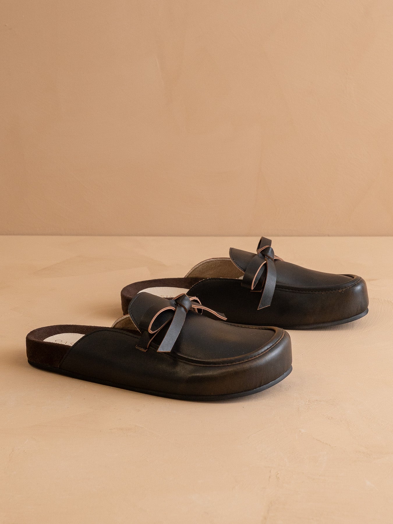 The Stevie | Distressed Black Tie Mule Loafer