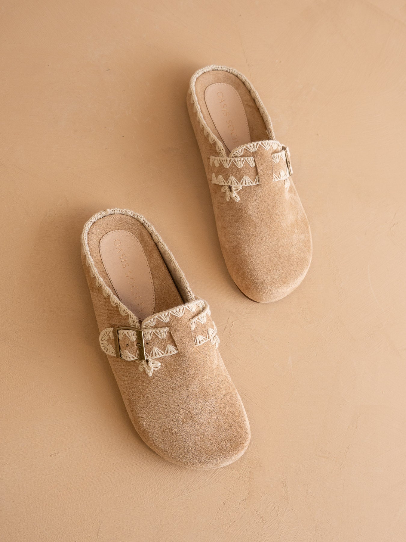 The Teri | Almond Tweed Buckle Mule